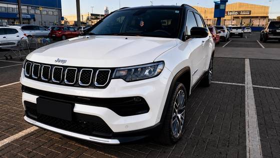 JEEP COMPASS 1.3 T270 TURBO FLEX LIMITED AT6 JEEP COMPASS 1.3 T270 TURBO FLEX LIMITED AT6